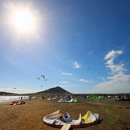 Barlovento By Rentmedano Luxury Beach Front Apartment With Fantastic Ocean Views El Médano Zewnętrze zdjęcie