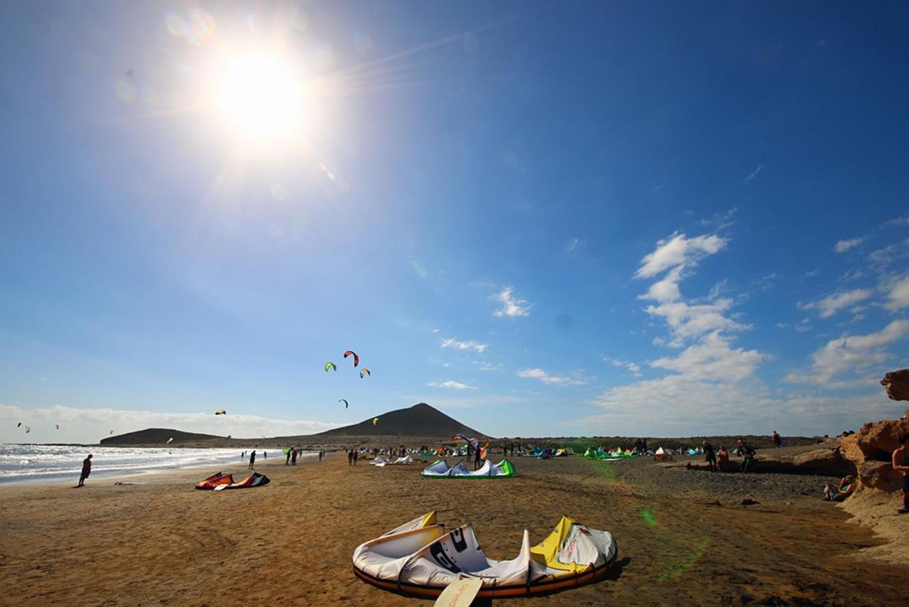 Barlovento By Rentmedano Luxury Beach Front Apartment With Fantastic Ocean Views El Médano Zewnętrze zdjęcie